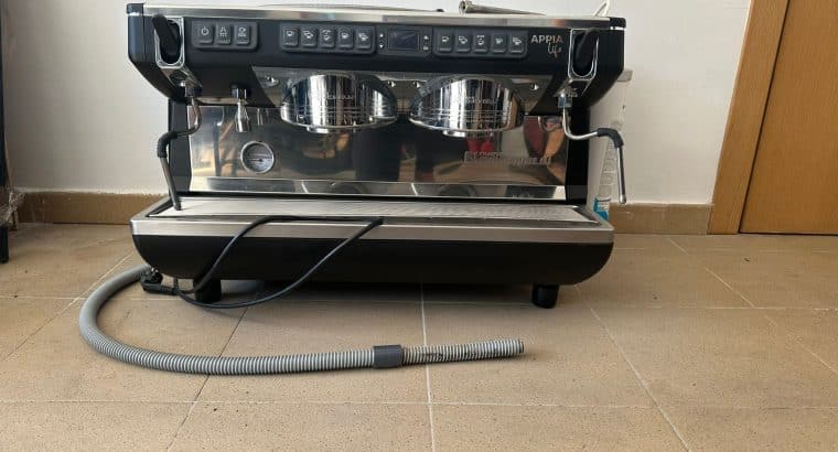 Maquina de Cafe Nueva Simonelli Appia Life XT-2GR